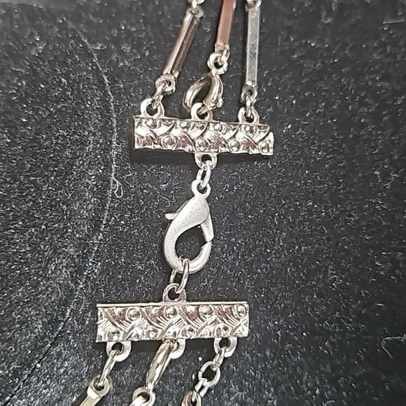 3 layer faux pearl gunmetal necklace - Picture 2 of 3